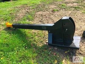 lot 175 image: Telescopic boom pole with adjustabl...