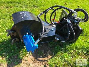 lot 184 image: Vorx hydraulic stump grinder for mi...