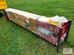lot 223 image: 2 post hydraulic car lift, 10,000lb...