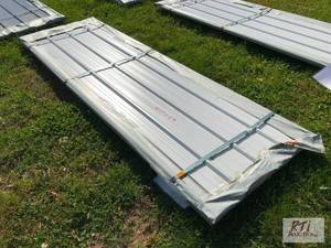 lot 255 image: 50x 9ft 10in x 37.5in white siding ...