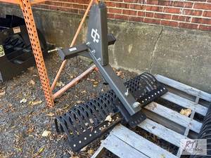 lot 379 image: New IronCraft 5104.2 4ft Landscape ...