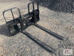 lot 386 image: NEW HLA Step Through Pallet Forks. ...