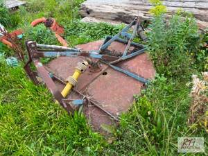 lot 422 image: Rotary mower. 3-point, PTO. The ite...