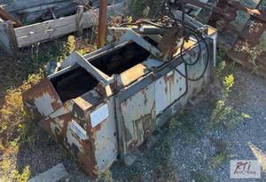 lot 440 image: 60in Erskine SandBagger Auger Bucke...