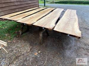 lot 536 image: 5X Live-edge Ambrosia Maple Slabs 1...