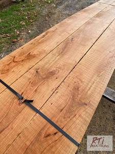 lot 547 image: 30X 12IN X 8IN X 8FT Cherry paneli...