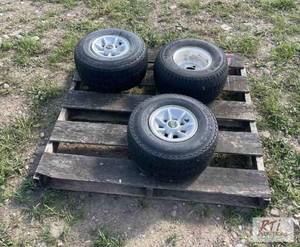 lot 575 image: Lot of wheels and tires, replacemen...