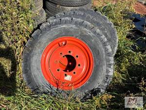 lot 576 image: Full set of (4) Bobcat Rims and Tir...
