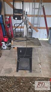lot 630 image: Meat Band saw. Works. The item is l...