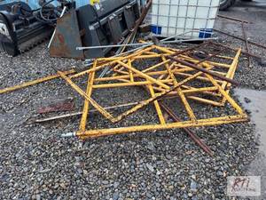 lot 631 image: Lot of scaffolding. Located in Chee...