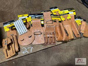 lot 705 image: Assorted Klein Tools belt tool h...