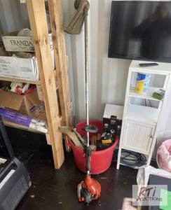 lot 722 image: Lot of trimmer bin of filters, heat...
