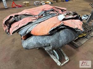 lot 732 image: Wheelbarrow of concrete curing heat...