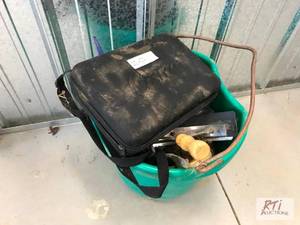 lot 771 image: Bucket of grooming supplies and set...
