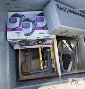 lot 797 image: Misc lot of tools and parts. Comes ...