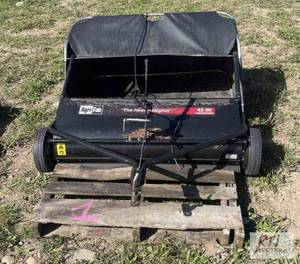 lot 813 image: 42in Agrifab tow behind lawn sweepe...